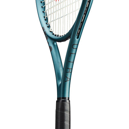 Wilson Ultra 100UL V4 Tennis Racket