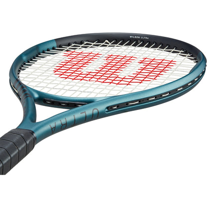 Wilson Ultra 100UL V4 Tennis Racket